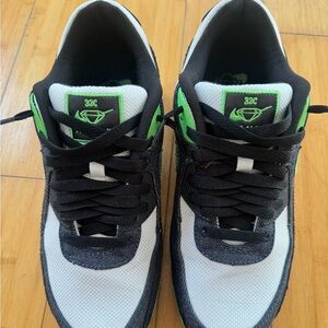 Size 8.5 - Nike Air Max 90 SE Black Scream Green